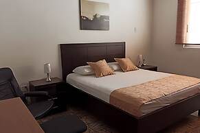 201 Apartamento Completo Rers en Versalles 3 Habitaciones - Cali Tower