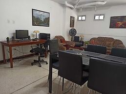 201 Apartamento Completo Rers en Versalles 3 Habitaciones - Cali Tower