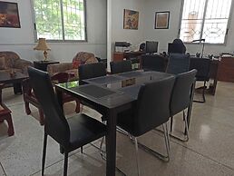 201 Apartamento Completo Rers en Versalles 3 Habitaciones - Cali Tower