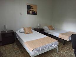 201 Apartamento Completo Rers en Versalles 3 Habitaciones - Cali Tower