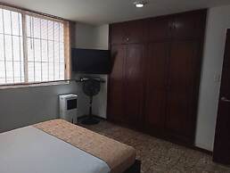 201 Apartamento Completo Rers en Versalles 3 Habitaciones - Cali Tower