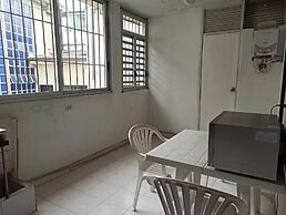 201 Apartamento Completo Rers en Versalles 3 Habitaciones - Cali Tower