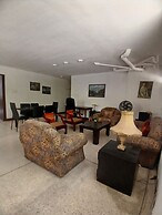 201 Apartamento Completo Rers en Versalles 3 Habitaciones - Cali Tower