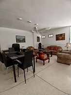 201 Apartamento Completo Rers en Versalles 3 Habitaciones - Cali Tower