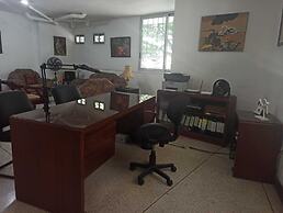 201 Apartamento Completo Rers en Versalles 3 Habitaciones - Cali Tower