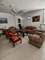 201 Apartamento Completo Rers en Versalles 3 Habitaciones - Cali Tower