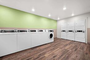 Woodspring Suites Huntsville - Research Park