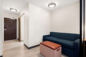 Everhome Suites Huntsville - Research Park