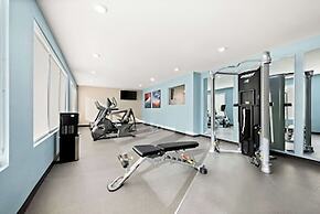 Everhome Suites Huntsville - Research Park