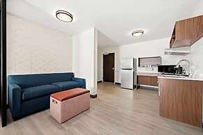 Everhome Suites Huntsville - Research Park