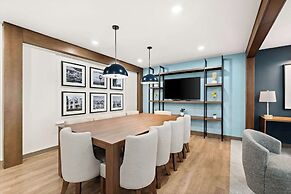 Everhome Suites Huntsville - Research Park