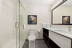 Everhome Suites Huntsville - Research Park