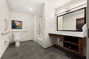 Everhome Suites Huntsville - Research Park