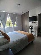 305 Moderno Aparta-Suite en Versalles Tipo Loft - Cali Tower Suites & 