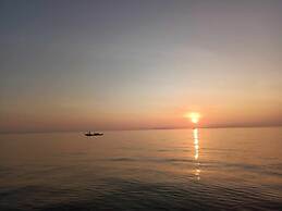 Canh Tien Homestay Tam Thanh Beach