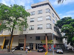 307 Moderno Aparta-Suite en Versalles Tipo Loft - Cali Tower Suites & 