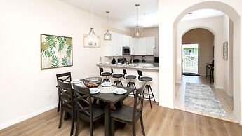 Family Ties At Bahama Bay