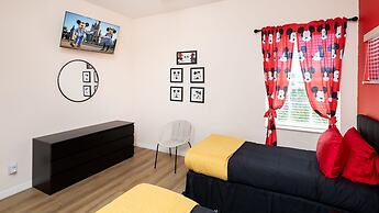 Family Ties At Bahama Bay