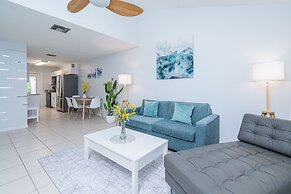 Beachside Palms - Miramar Beach