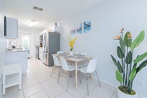 Beachside Palms - Miramar Beach