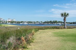 Sandestin Bungalo 46: Golf Cart, Pool, Beach