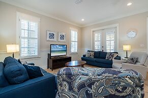 Sandestin Bungalo 46: Golf Cart, Pool, Beach