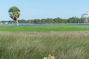 Sandestin Bungalo 46: Golf Cart, Pool, Beach