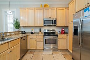 Sandestin Bungalo 46: Golf Cart, Pool, Beach