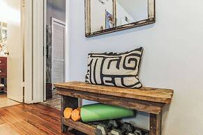 Cozy Retreat in Central East Austin