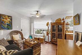 Cozy Retreat in Central East Austin