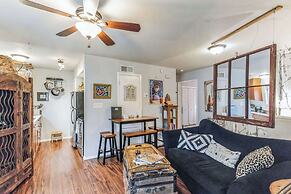 Cozy Retreat in Central East Austin