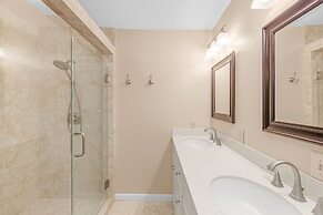 Fore Season Retreat 2 BDR in Desirable Resort!