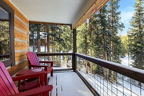 Secluded Rustic Mountain Retreat w/ Updated Touch