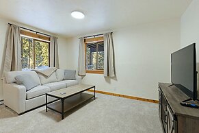 Secluded Rustic Mountain Retreat w/ Updated Touch