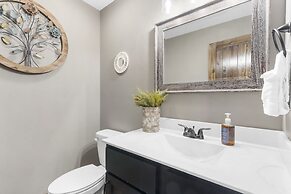 The Rock at Branson Cove 5 BDR on Table Rock!