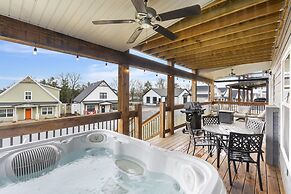 The Rock at Branson Cove 5 BDR on Table Rock!