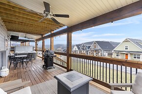 The Rock at Branson Cove 5 BDR on Table Rock!