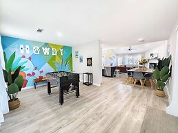 Sageview Cottage 4 BDR w/ Pool, Pet Friendly!