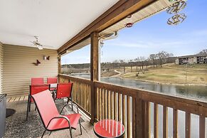 Stunning Water View Pet Friendly, Indoor Pool