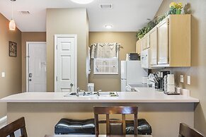 Stunning Water View Pet Friendly, Indoor Pool