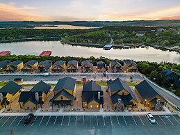 Two Pines Endless Views and Attractions!