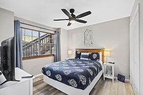 Silver Lake Hideaway Chic 2 Bdr, Dog Friendly!