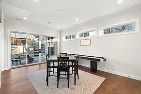 Gated 5 Bedroom Walkable to East Austin