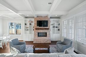 Gated 5 Bedroom Walkable to East Austin