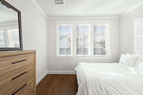 Gated 5 Bedroom Walkable to East Austin