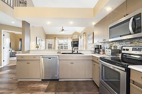 Lazy Lookout Mo Spacious 3 Bdr, Great Location!