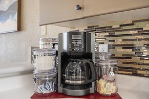 Lazy Lookout Mo Spacious 3 Bdr, Great Location!