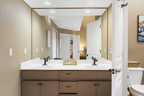 Lazy Lookout Mo Spacious 3 Bdr, Great Location!