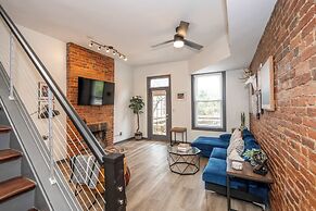 Mansfield Modern Oasis
