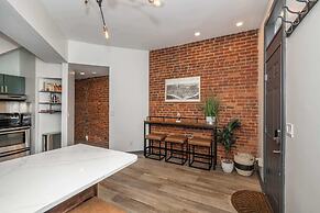 Mansfield Modern Oasis